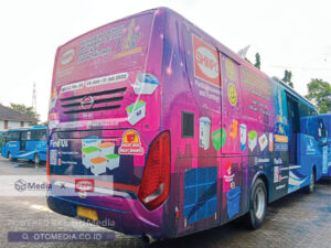 Bus Branding Otomedia x Shinpo