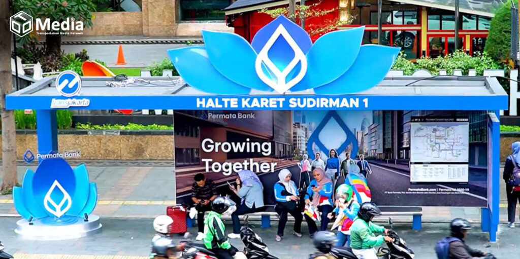  iklan perabotan jalanan